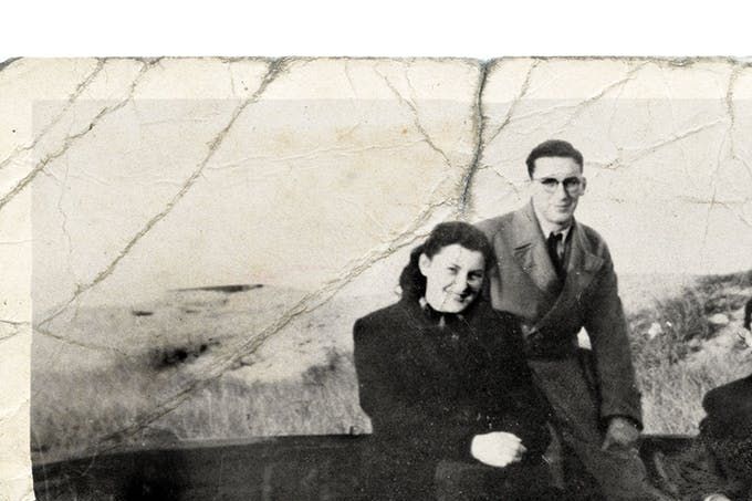 Neljä Tanskan juutalaista sisarusta lähetti tämän kuvan isälleen kertoakseen, että he olivat päässeet turvaan. Kuvan lähde on Frihedsmuseet.
