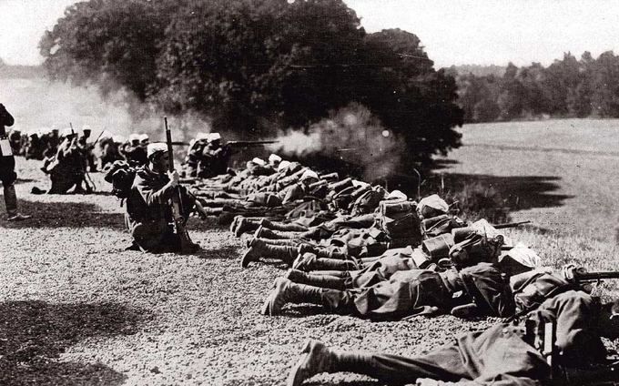Marnejoen taistelu syskuussa 1914 Ranskassa. Kuvan lähde on greelane.com.