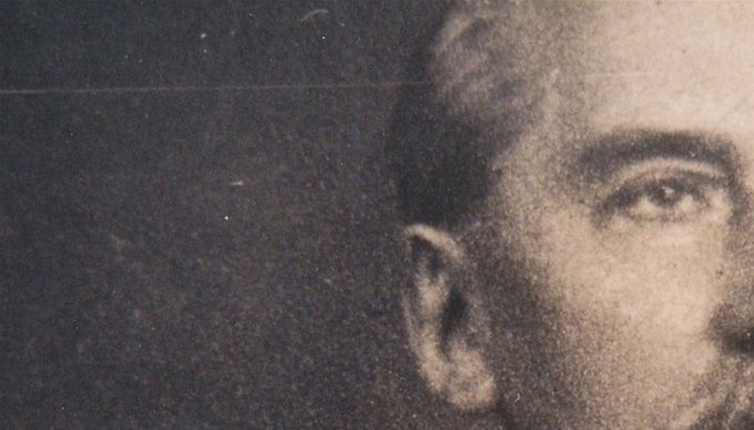 2.  Jaan Tõnissonin syntyi Viljandissa Liivinmaalla. Kuvan lähde on maaleht.delfi.ee.