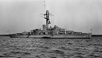 Panssarilaiva Väinämöinen, joka laskettiin vesille Turussa vuonna 1930. Kuvan lähde on Sotamuseo.