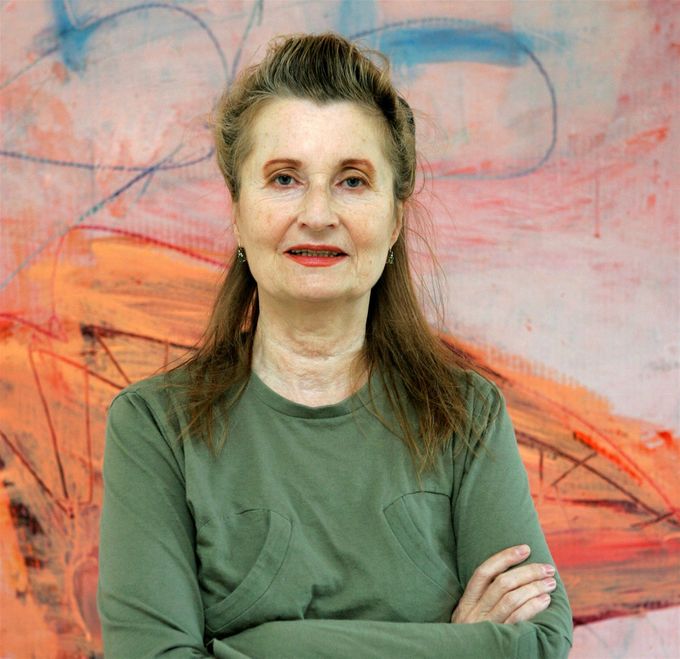 Kuva 5. Kirjailija Elfriede Jelinek. Kuvan lähde on nytimes.com.