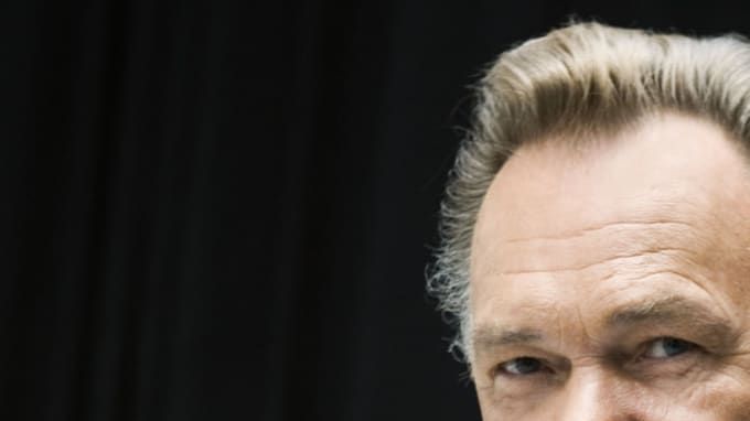 Kuva 2. Laulaja Kari Tapio. Kuvan lähde on tanssiin.fi.