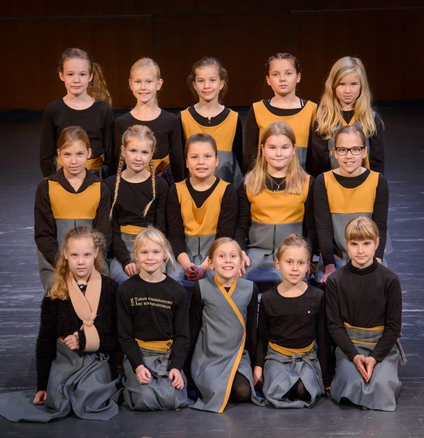 Kuva 3. Lapsikuoro Auriella, Turku. Kuvan lähde on turunkonservatorio.fi.