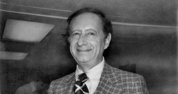 Kuva 3. Kirjailija Robert Bloch. Kuvan lähde on sublimehhorror.com.