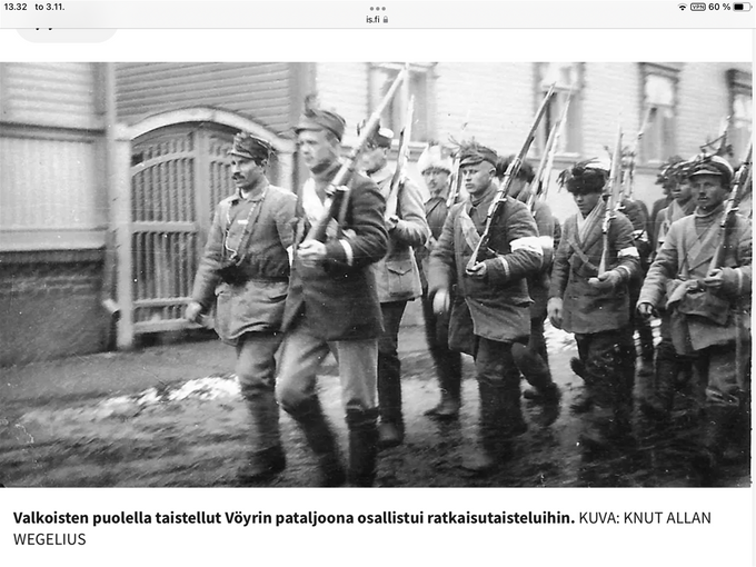 Kuva 2. Tampereella 1918 valkoisten joukkoja. Kuvan lähde on Iltasanomat.